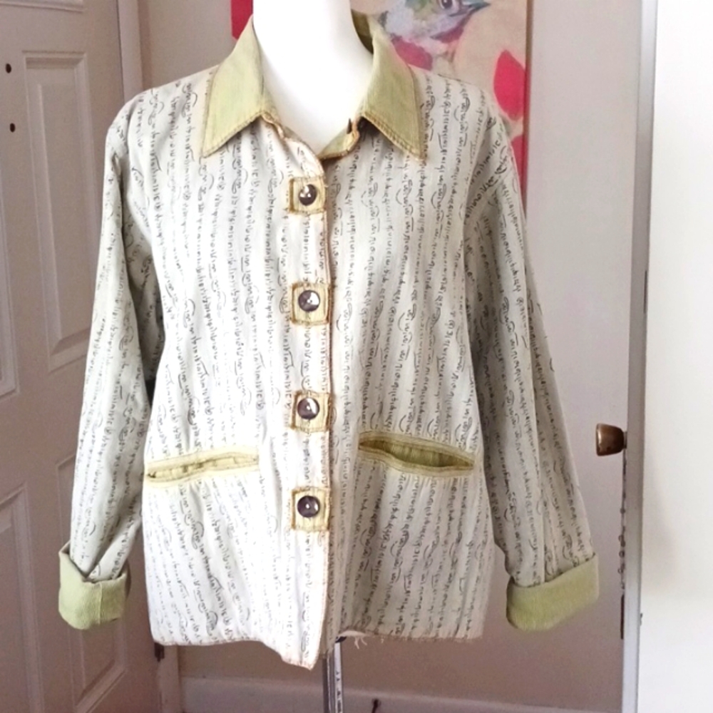 A People United jacket long sleeve button front reversible collar khaki green M